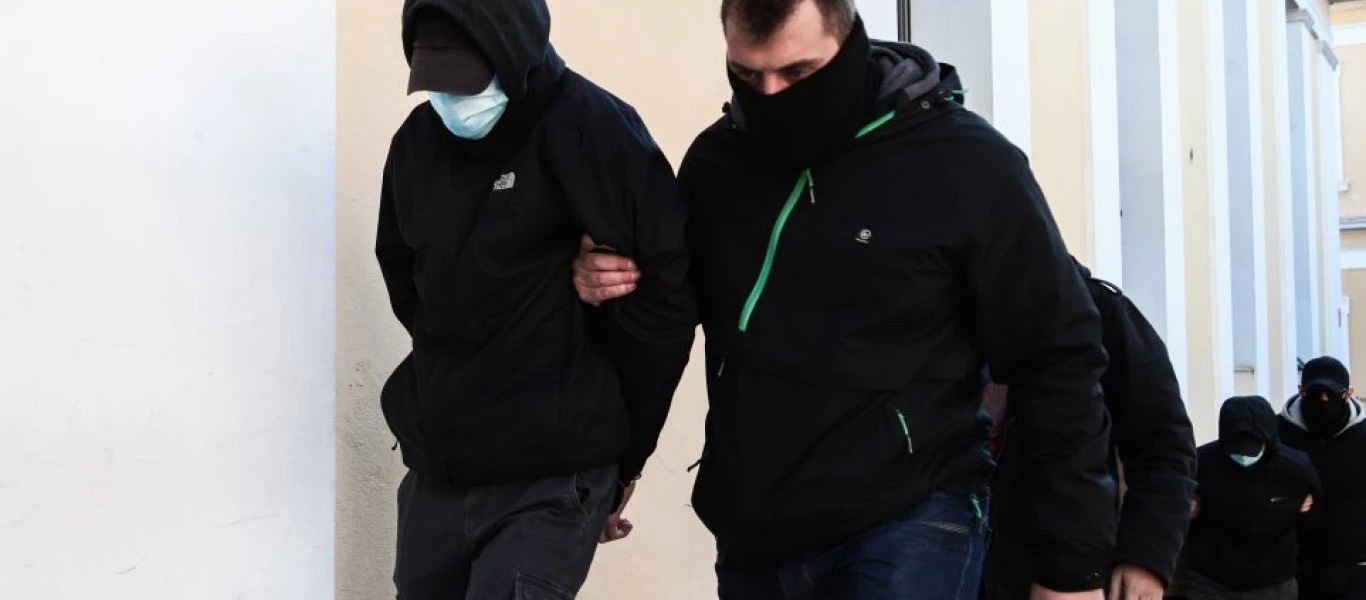 Ξυλοδαρμός σταθμάρχη: «Τα παιδιά έχουν μετανιώσει» λέει η μητέρα